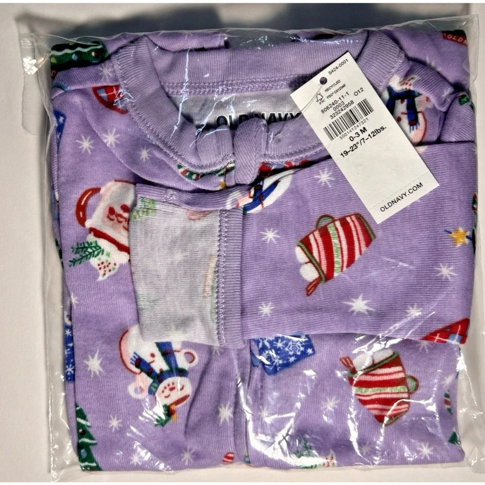 Old Navy 2-Way-Zip Sleep & Play Footed One-Piece for Baby 0-3 Months